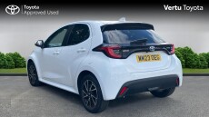 Toyota Yaris 1.5 Hybrid Design 5dr CVT Hybrid Hatchback